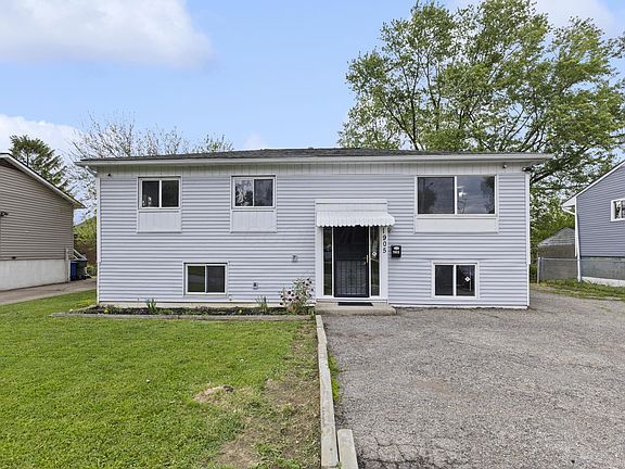 2nd image of 1905 Woodcrest Rd