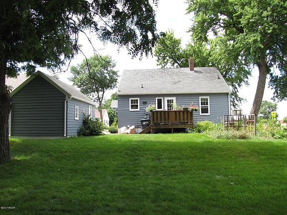 3rd image of 606 N East Park St