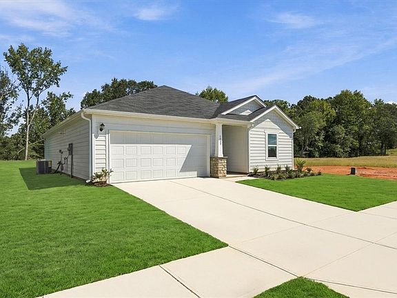 3rd image of 1025 Southwell Dr