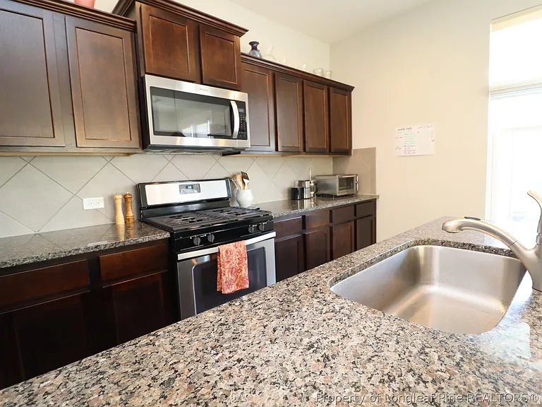 584 Grand Central Sta — Photo 23