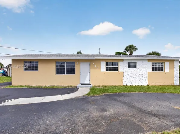 560 W 34th St, Riviera Beach, FL 33404