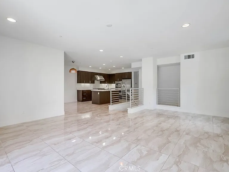 67 Lennox — Photo 9