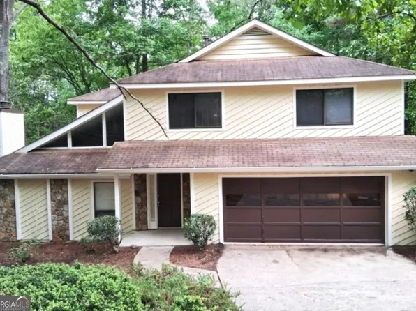 8580 Colony Club Dr, Johns Creek, GA 30022