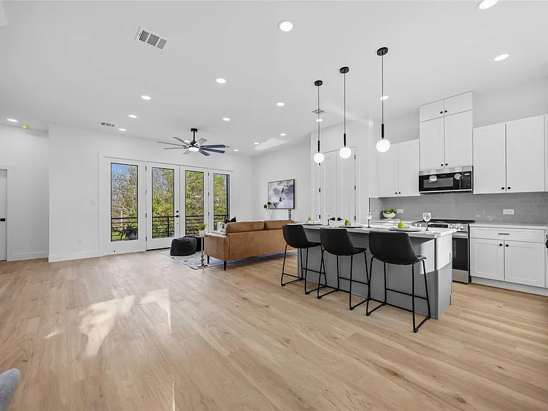 2014 Yates St — Photo 19