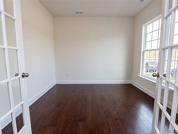 3rd image of 7008 Hawser Ln