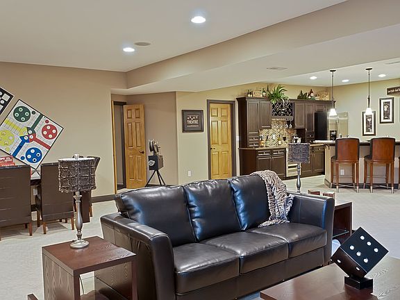 4th image of 6630 Marshview Dr