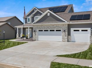 2821 W Lake Trail Ct, Dunlap, IL 61525