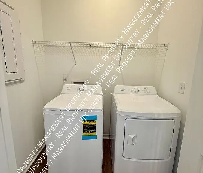 131 Holly Oak Ct — Photo 28