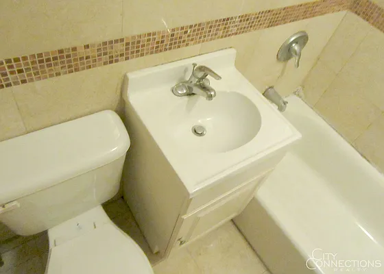 Rented by City Connections Realty | media 13