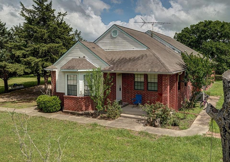 1st image of 1622 Blue Quail Ln