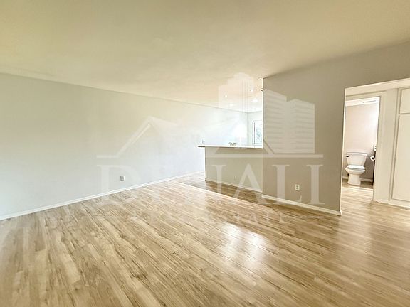3rd image of 749 E Montebello Ave Unit 233
