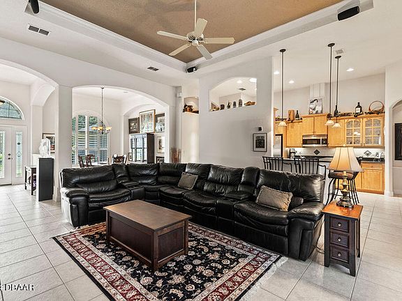2nd image of 1414 Dolph Cir