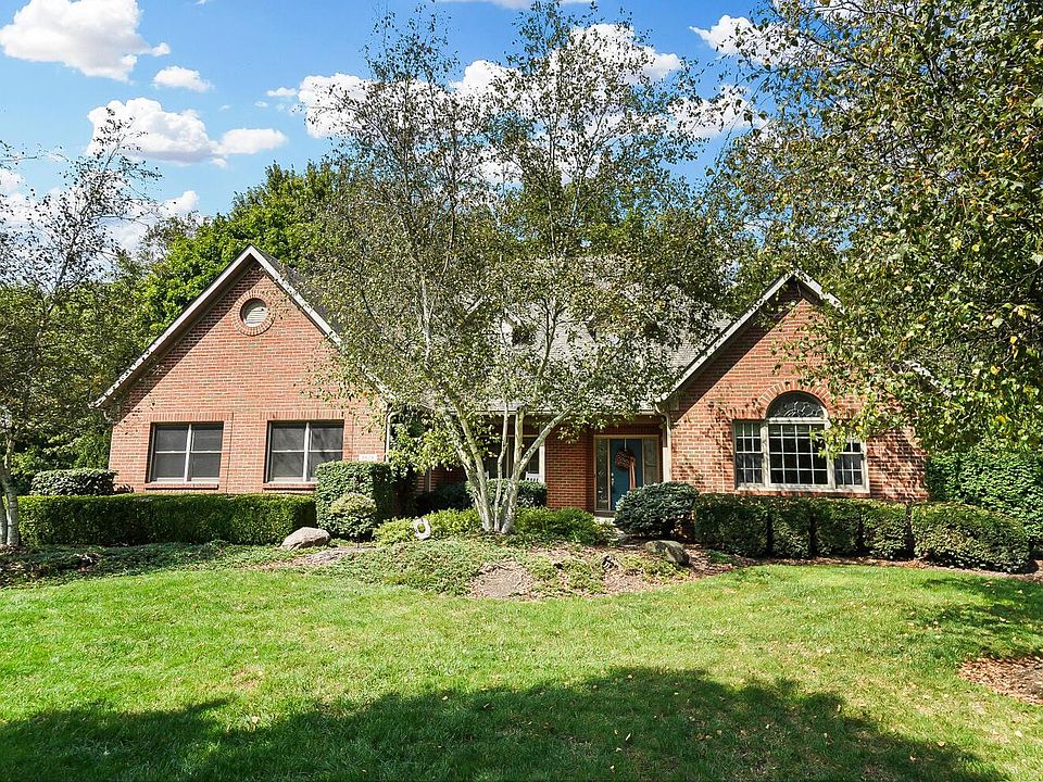 1st image of 8828 Chateau Dr NW