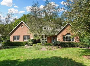8828 Chateau Dr NW, Pickerington, OH 43147
