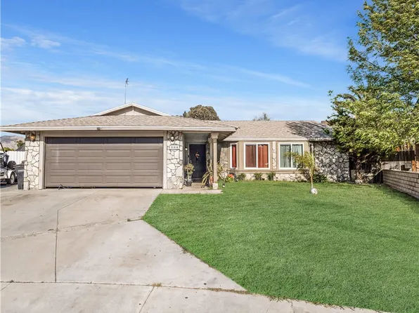 544 Pierce Ct, Hemet, CA 92543