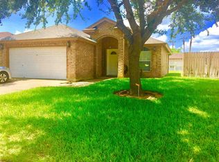 912 Sapphire St, Laredo, TX 78045