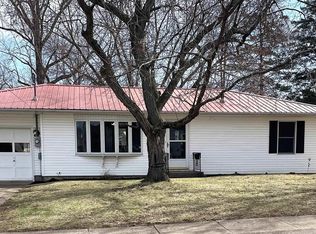 734 Morningside Dr, Burlington, IA 52601