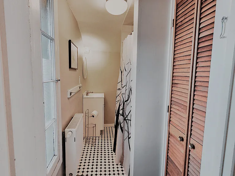 257 Vaughan St #2 — Photo 15