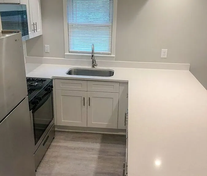 137 Woodland Ave #8 — Photo 6