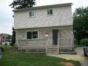 1st image of 27319 Groveland St