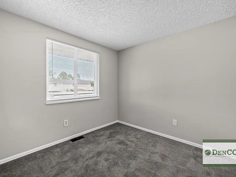 12616 E Kansas Pl — Photo 17