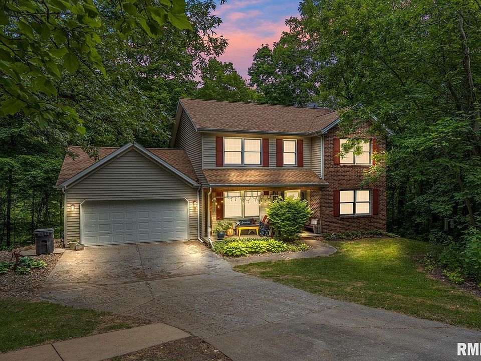 1st image of 20 Thornton Dr