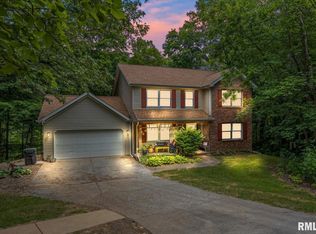 20 Thornton Dr, Mackinaw, IL