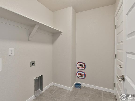 3rd image of 2161 Peach Blossom Dr