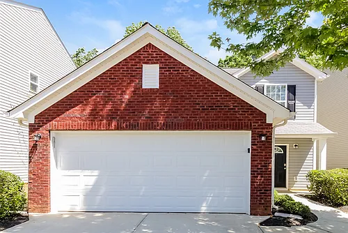 551 Arrowhead Dr Photo 1