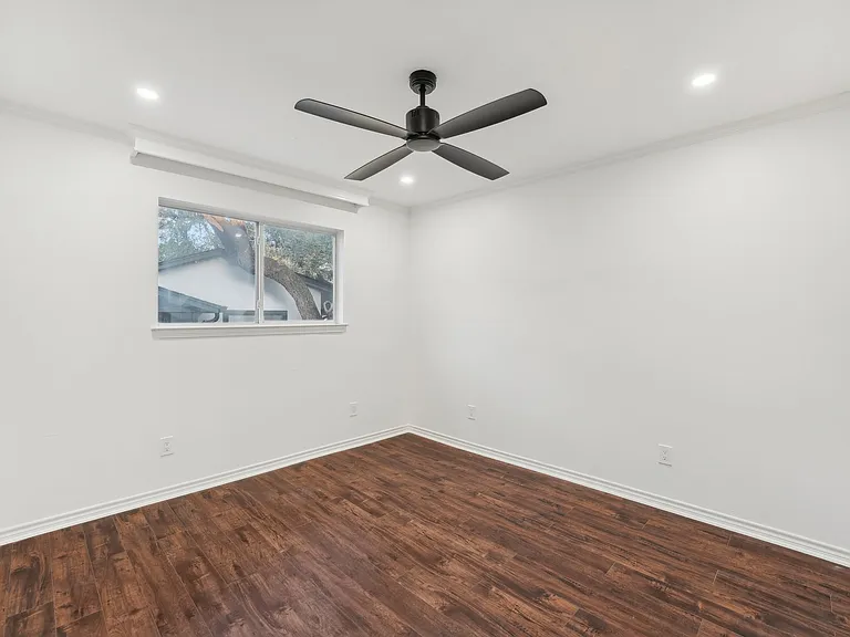1739 Starwood Dr — Photo 28