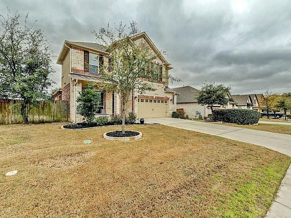 2nd image of 877 Wild Rose Dr