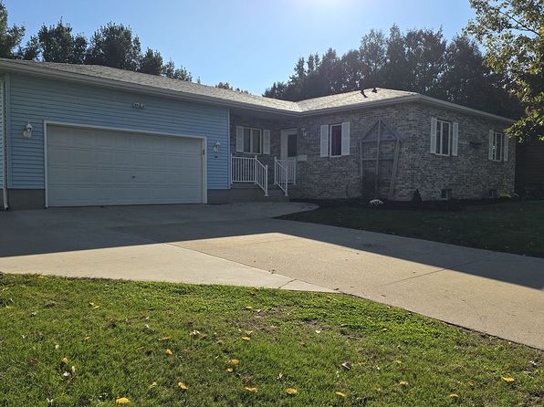 1508 Hickory Heights Dr