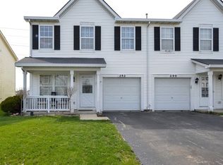 292 Richmond Dr, Romeoville, IL 60446