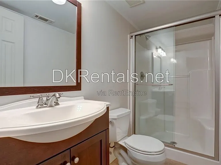4492 Coventry Way NE — Photo 18