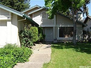 3rd image of 19 Pasture Ct
