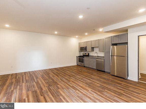 4th image of 2411-19 Kensington Ave Unit 306