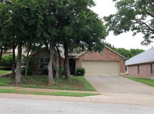 724 Cable Creek Dr, Grapevine, TX 76051
