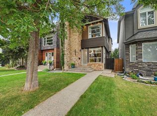 2027 N 42nd Ave SW, Calgary, AB T2T 2M8