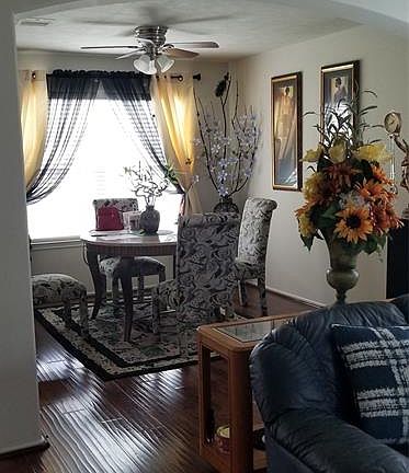 3rd image of 8611 Bartletts Harbor Ct