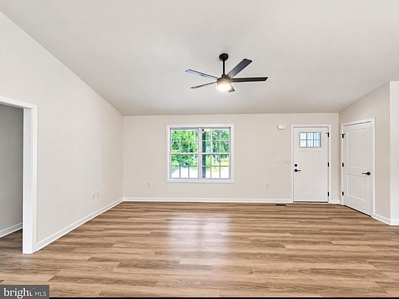 2nd image of 368 Cedar Hill Dr