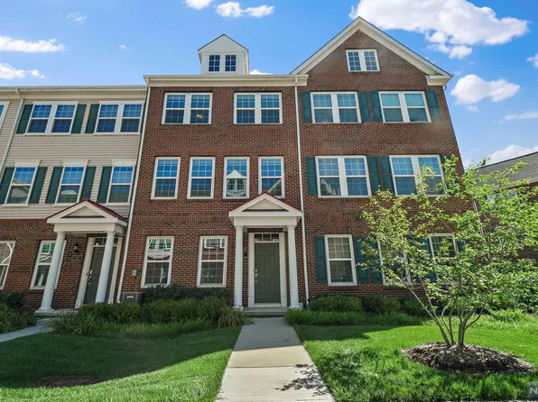 40 Litchfield Ln, Fair Lawn, NJ 07410