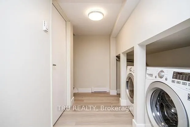 2430 Iris St #B — Photo 5