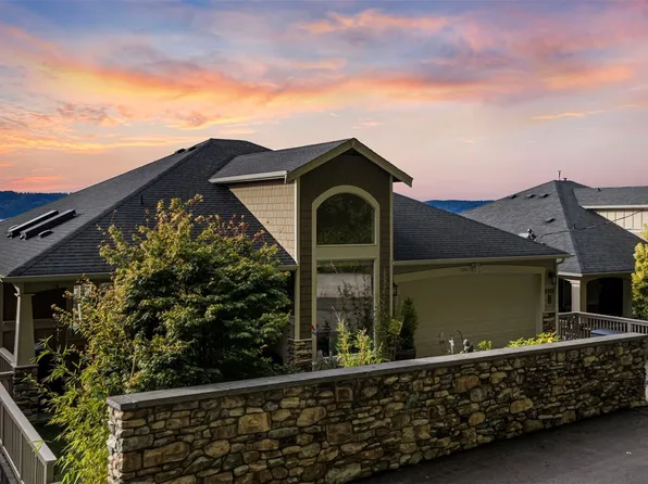 11928 Possession Lane, Edmonds, WA 98026