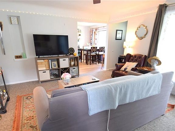 5th image of 11087 Lawndale Dr