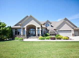 126 48th Ave SW, Moorhead, MN 56560