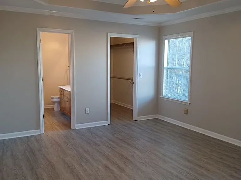 2860 Maple Cir — Photo 7