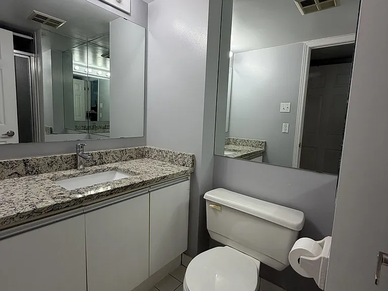 550 Cambridge St S #102 — Photo 19