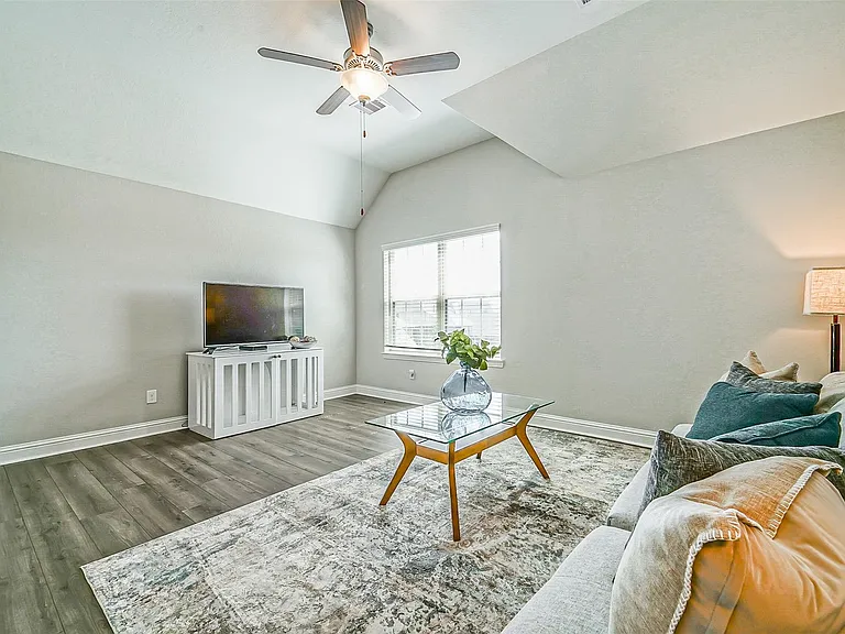 9507 Carson Ln — Photo 31
