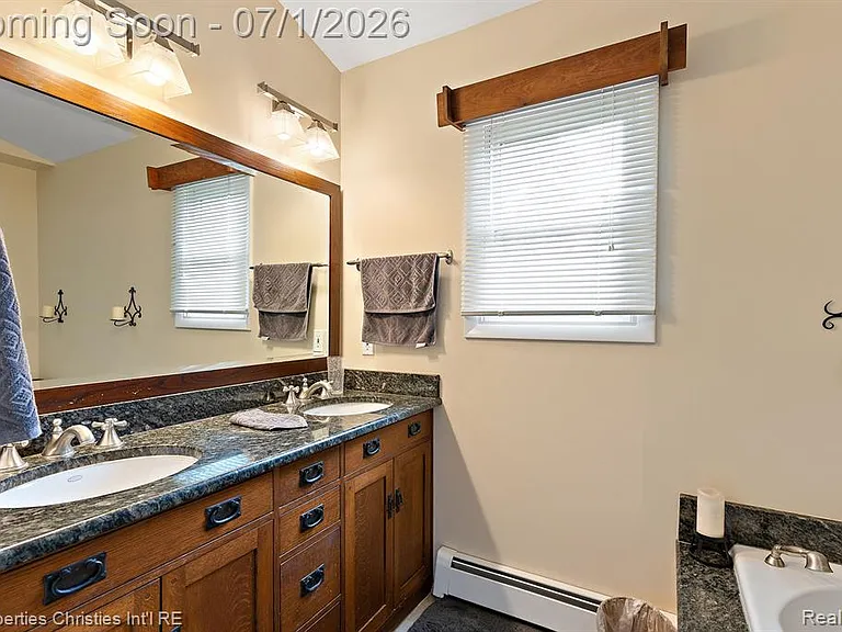 1760 Cedar Hill Dr — Photo 22