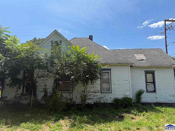 4th image of 1601 Chestnut St